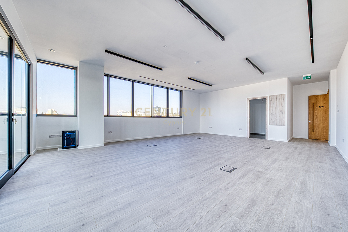 85.2m2 Oficina en Limassol, Chipre No. 58878