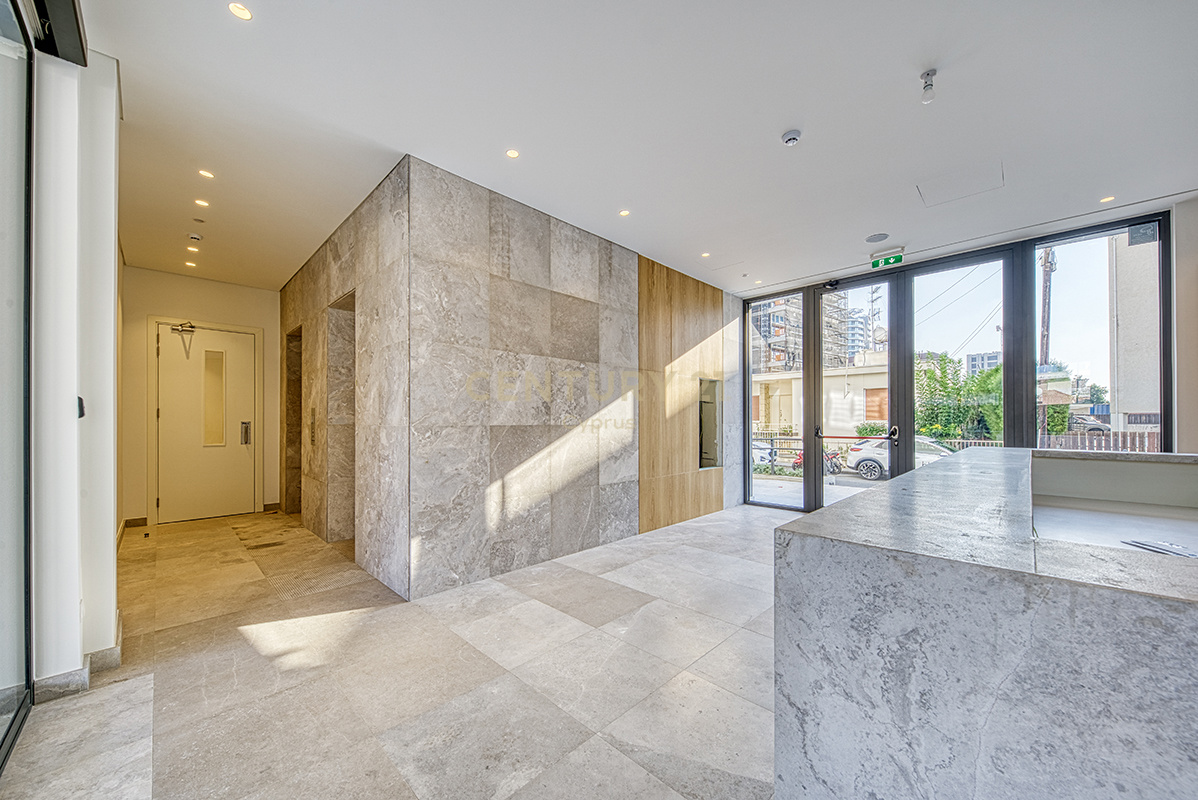 85.2m2 Oficina en Limassol, Chipre No. 58878
