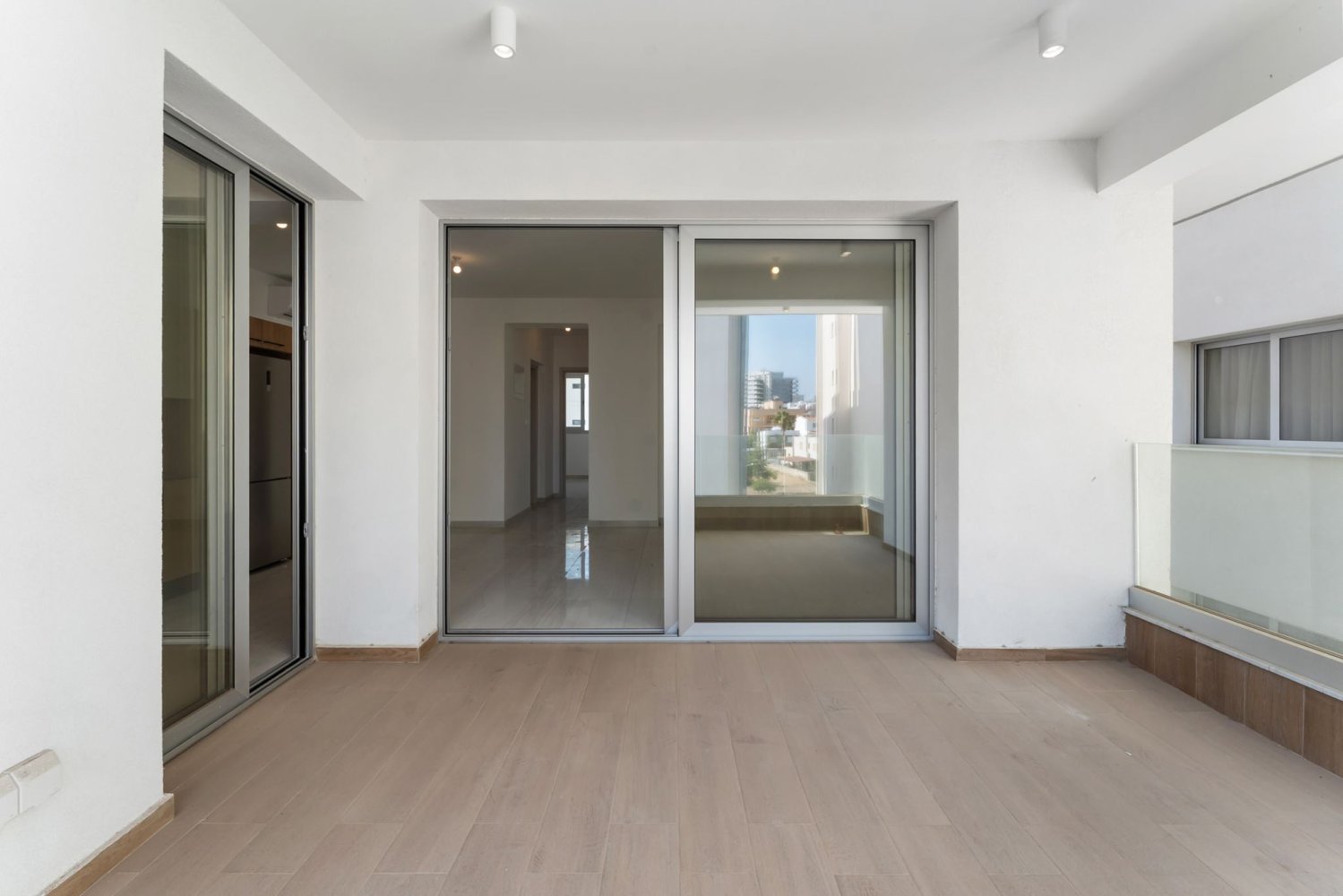 2 bedrooms Apartment in Larnaca, Larnaka, Cyprus No. 61395