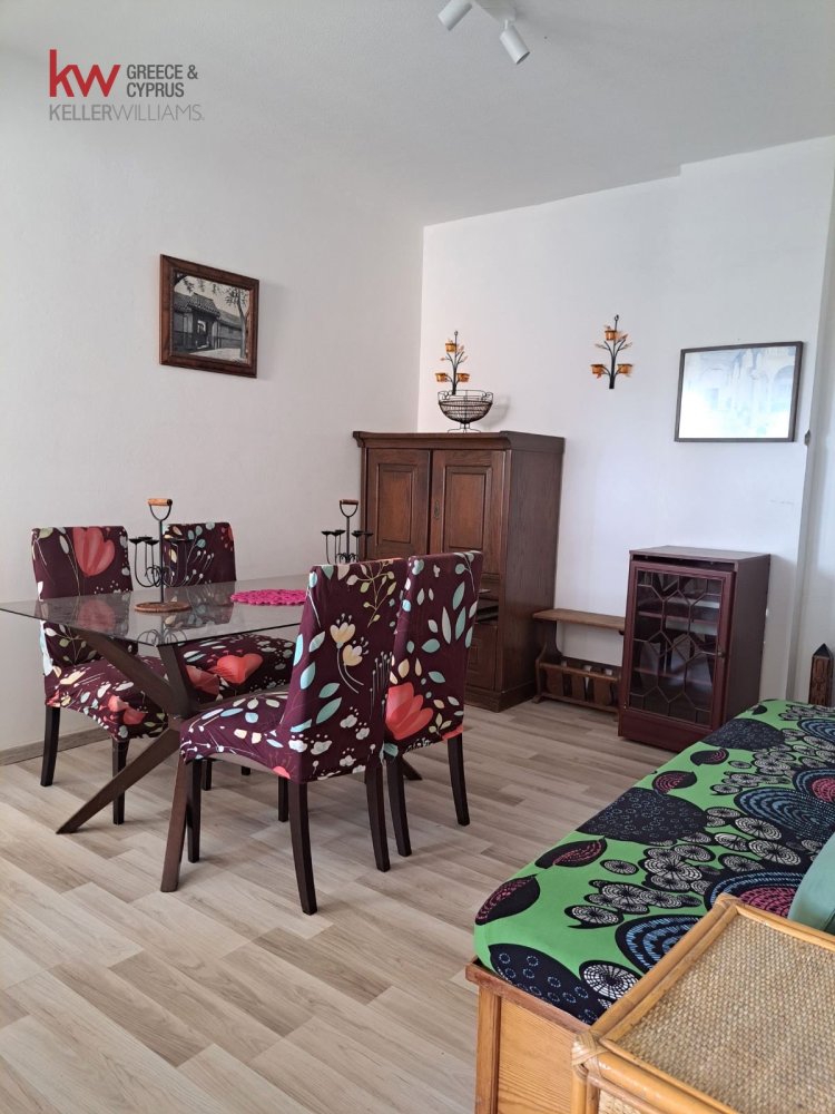 Квартира с 3 спальнями в Ларнака, Кипр № 40651