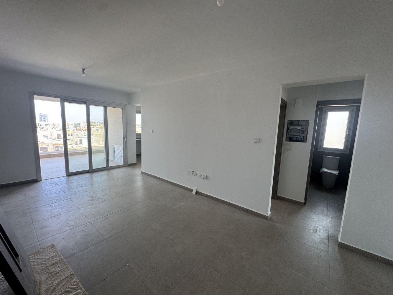 2 bedrooms Apartment in Larnaca, Larnaka, Cyprus No. 39854