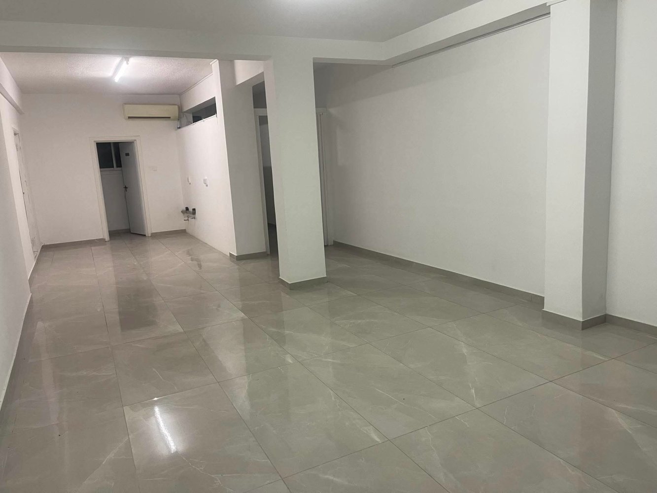 60m2 Commercial property in Larnaca, Larnaka, Cyprus No. 61489