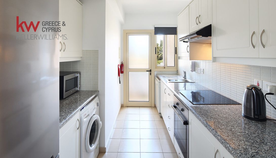 2 bedrooms Apartment in Paphos, Cyprus No. 60712