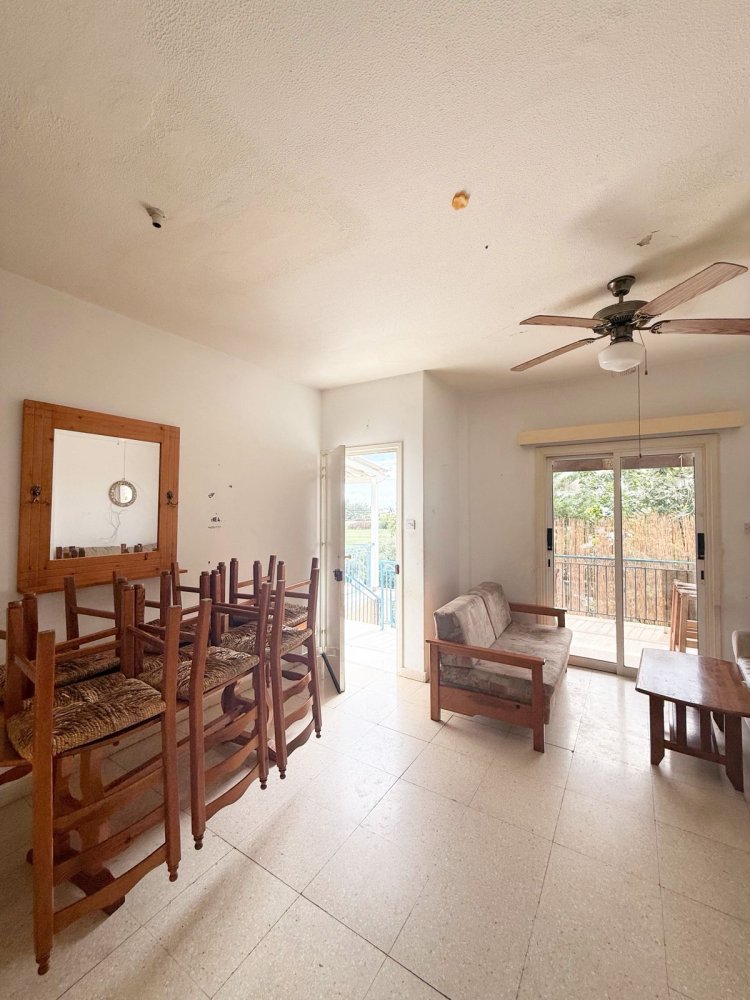2 bedrooms Apartment in Oroklini, Larnaka, Cyprus No. 61873