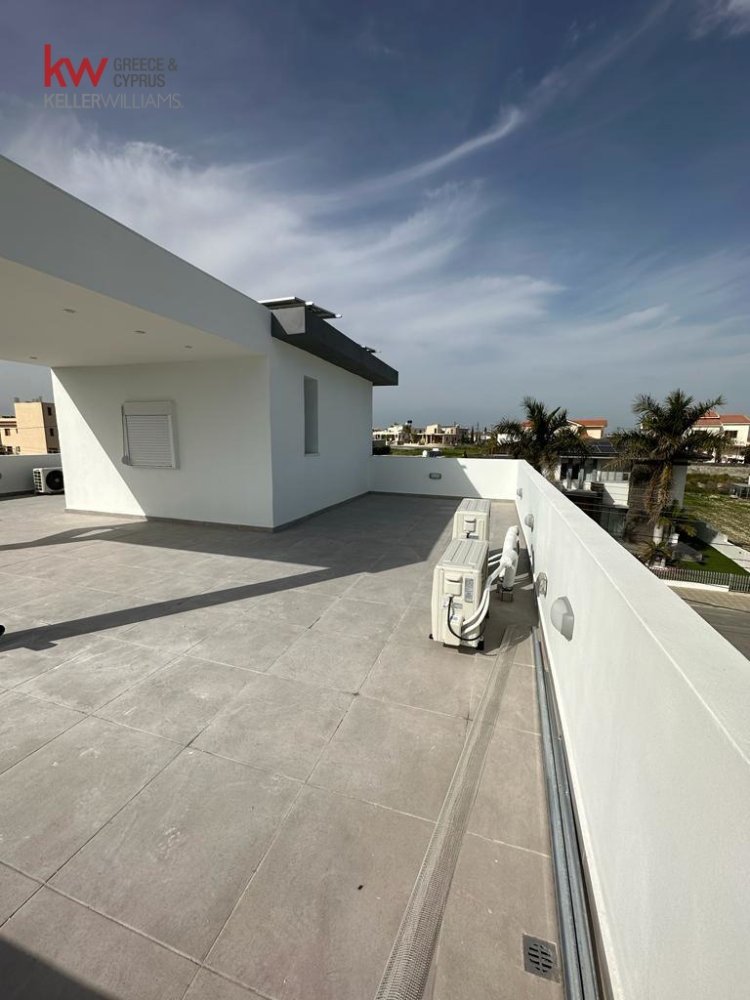 3 bedrooms Villa in Aradippou, Larnaka, Cyprus No. 40640