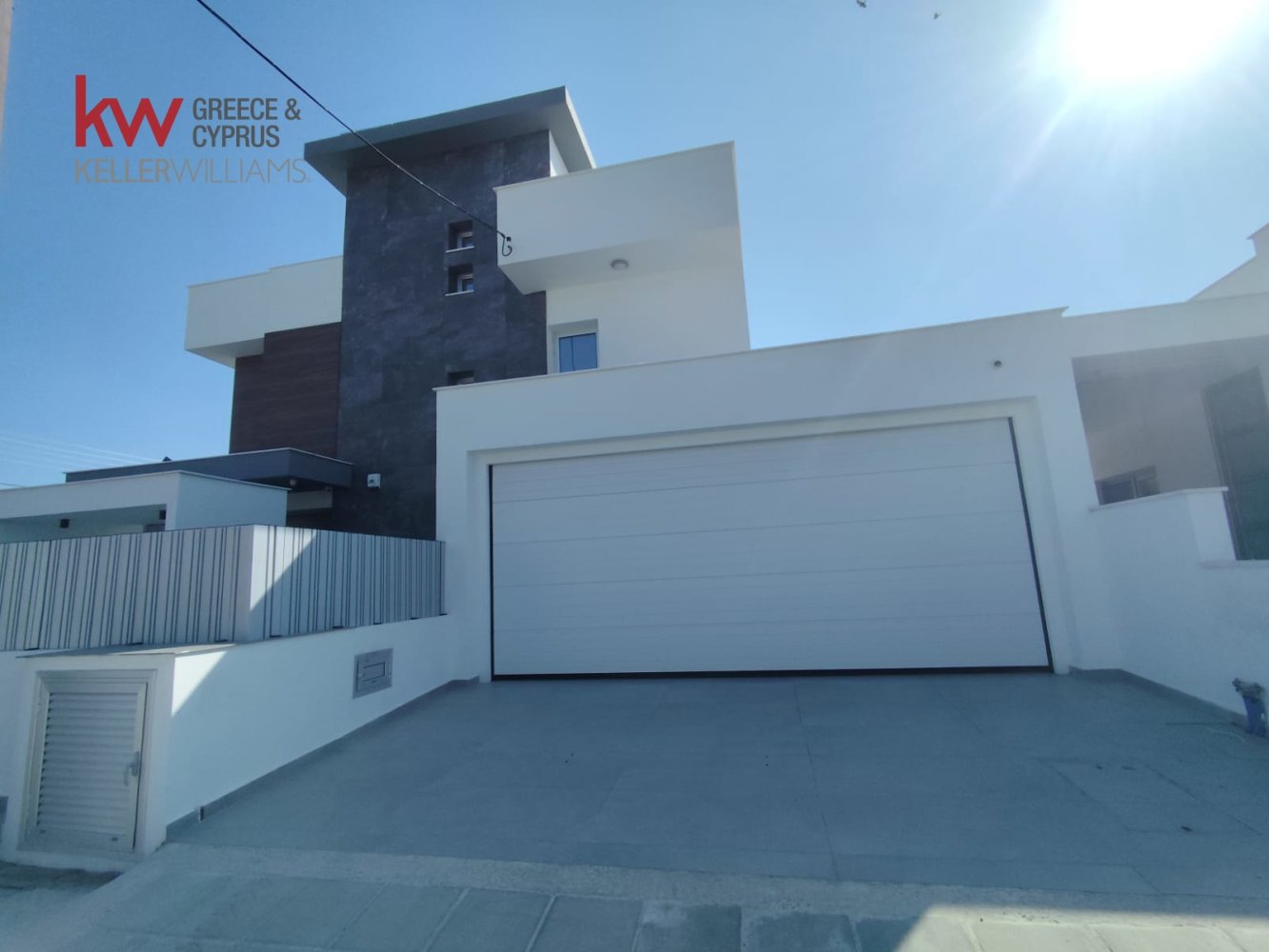 3 bedrooms Villa in Aradippou, Larnaka, Cyprus No. 40640