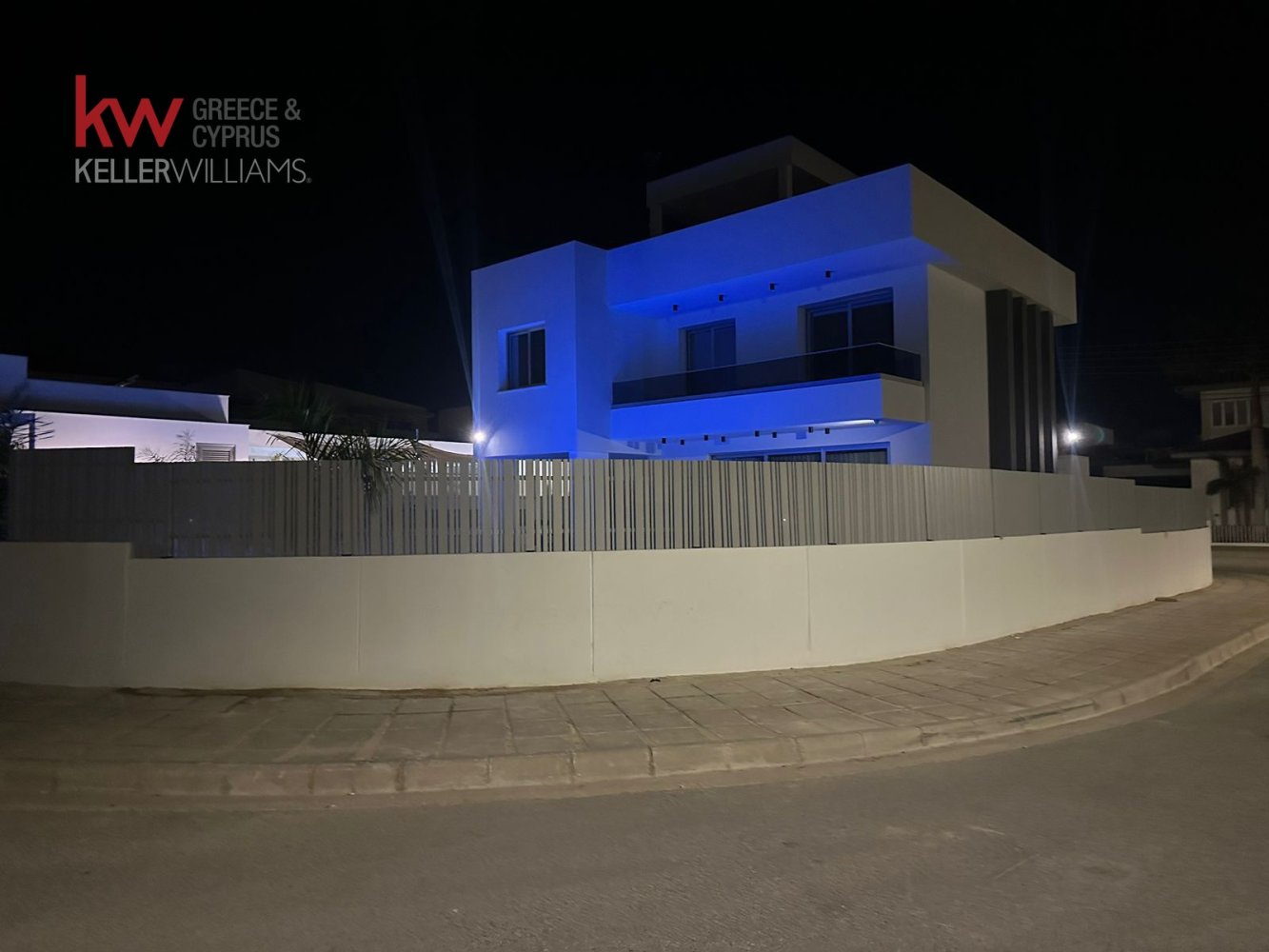 3 bedrooms Villa in Aradippou, Larnaka, Cyprus No. 40640