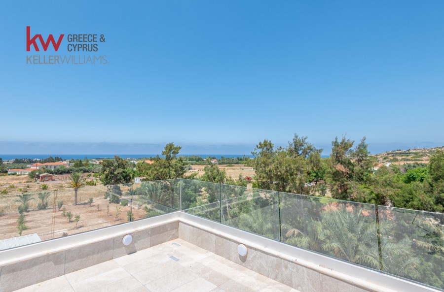4 bedrooms Villa in Pegeia, Paphos, Cyprus No. 61218