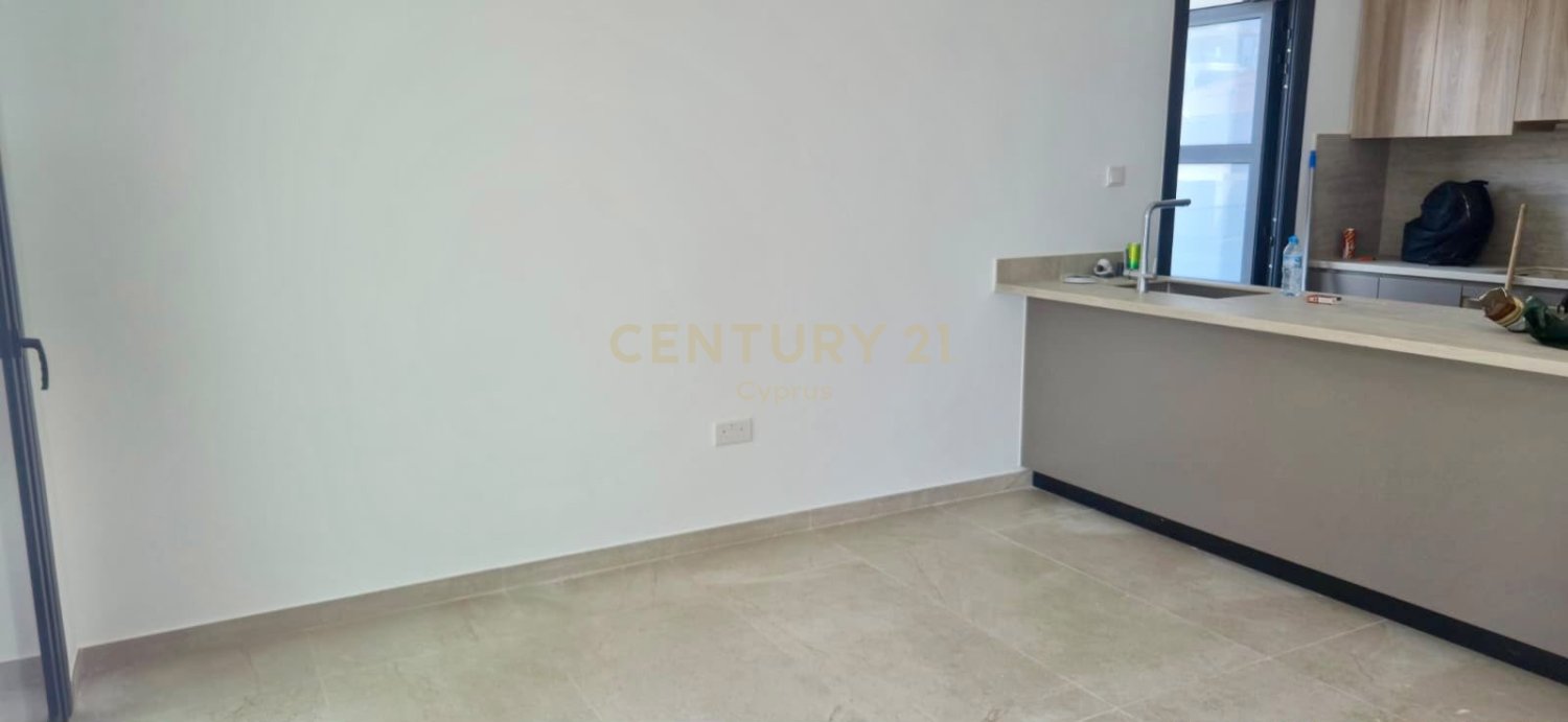 1 bedroom Apartment in Germasogeia, Limassol, Cyprus No. 58903