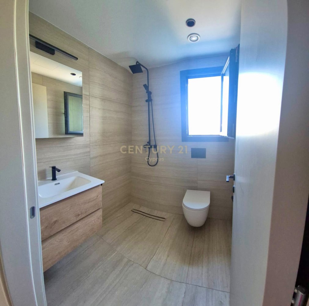 1 bedroom Apartment in Germasogeia, Limassol, Cyprus No. 58903