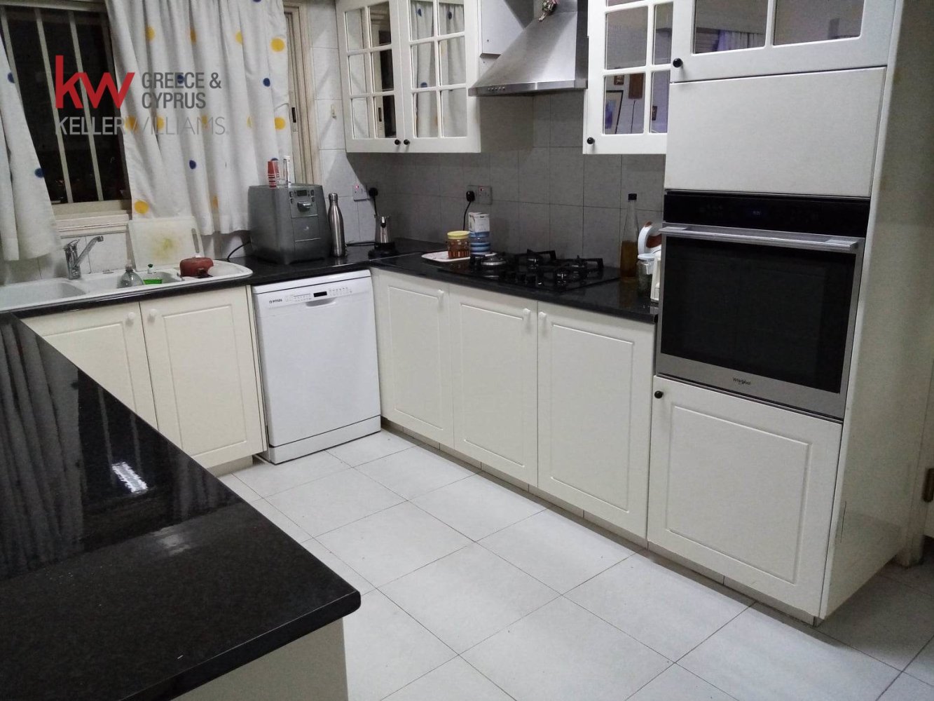 3 dormitorios Villa en Nicosia, Chipre No. 40031