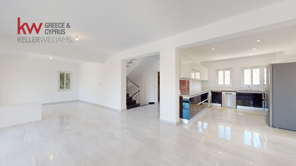 5 bedrooms Villa in Kissonerga, Paphos, Cyprus No. 62012
