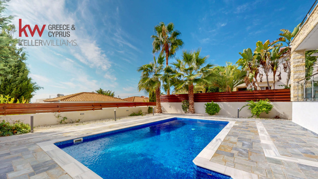 5 bedrooms Villa in Kissonerga, Paphos, Cyprus No. 62012
