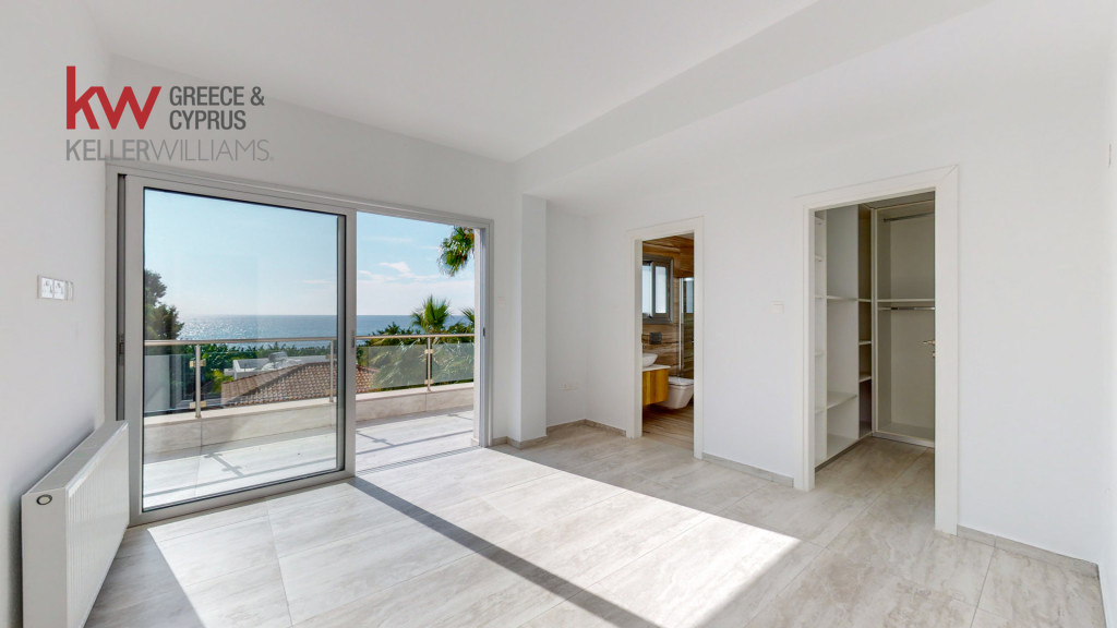 5 bedrooms Villa in Kissonerga, Paphos, Cyprus No. 62012