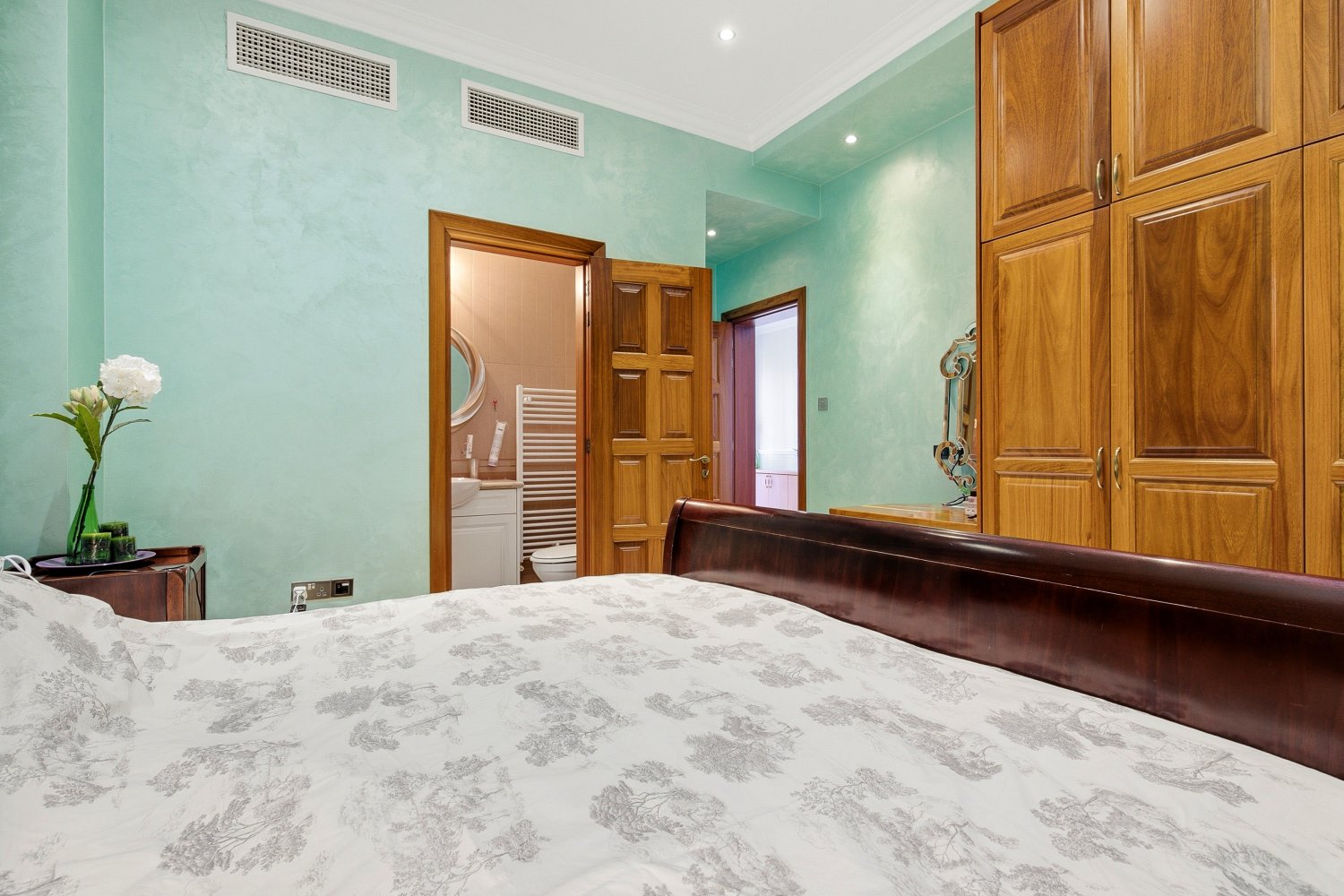 5 bedrooms Villa in Pegeia, Paphos, Cyprus No. 62068