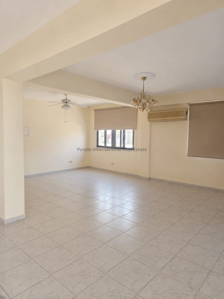 3 bedrooms Villa in Larnaka, Cyprus No. 59028