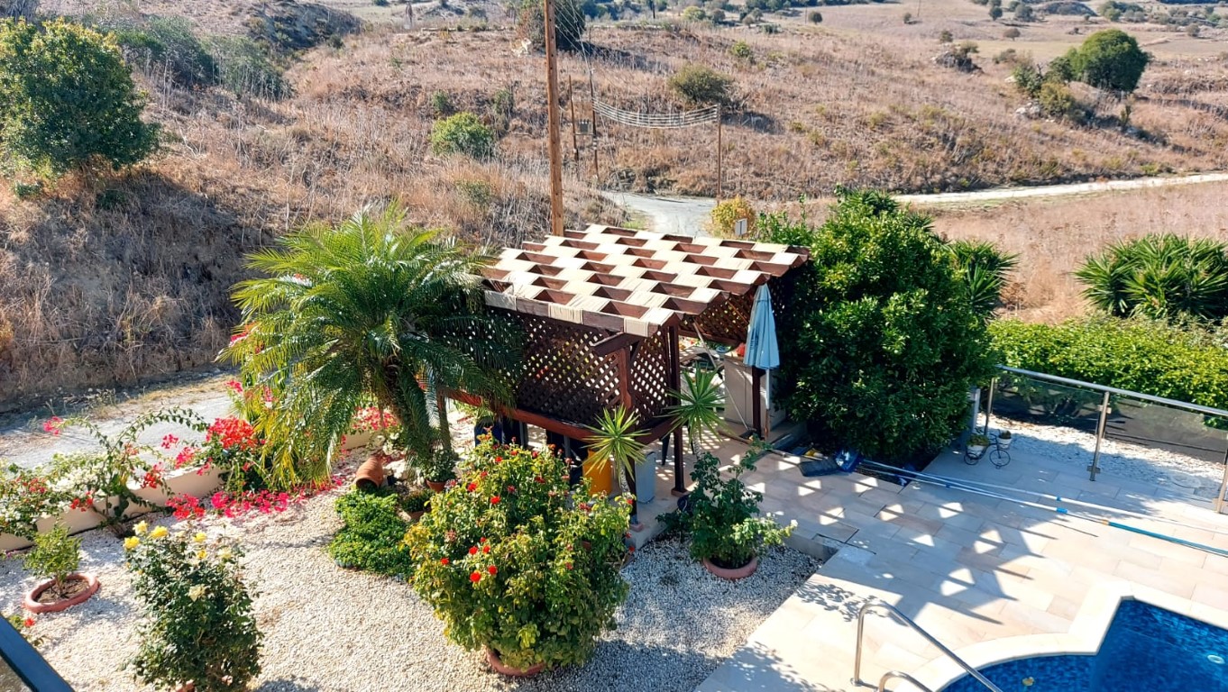 4 bedrooms Villa in Armou, Paphos, Cyprus No. 62384