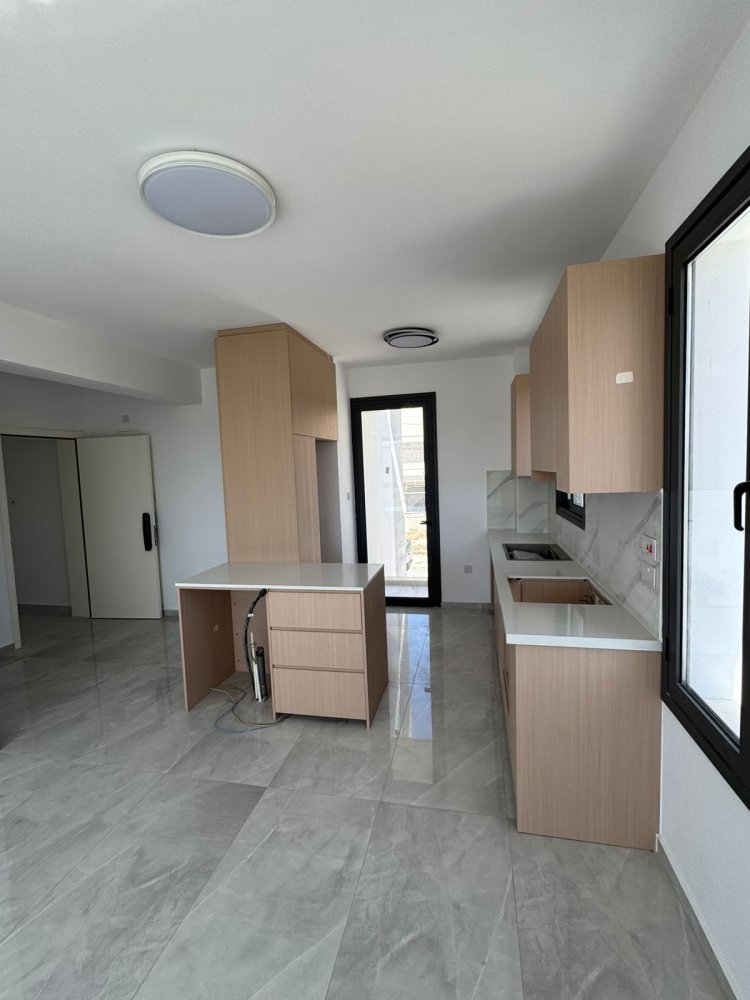 2 bedrooms Apartment in Paphos, Cyprus No. 61039