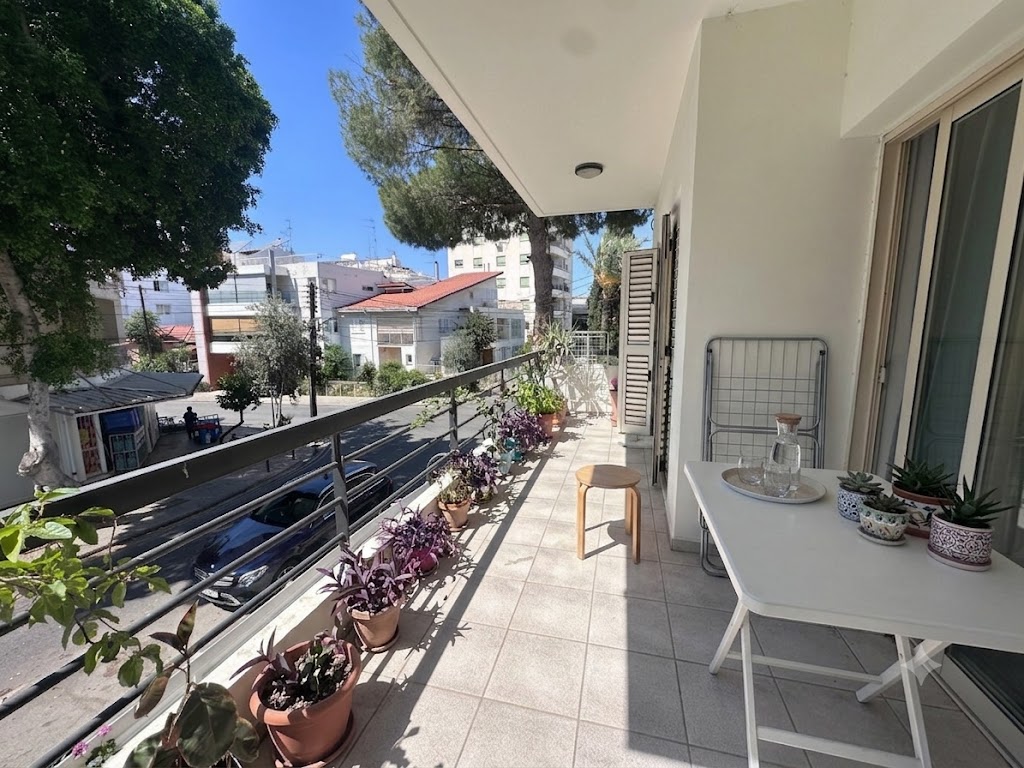 3 bedrooms Apartment in Nicosia, Cyprus No. 61441