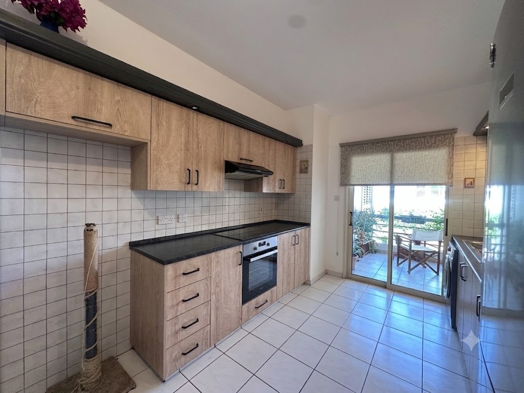 3 bedrooms Apartment in Nicosia, Cyprus No. 61441