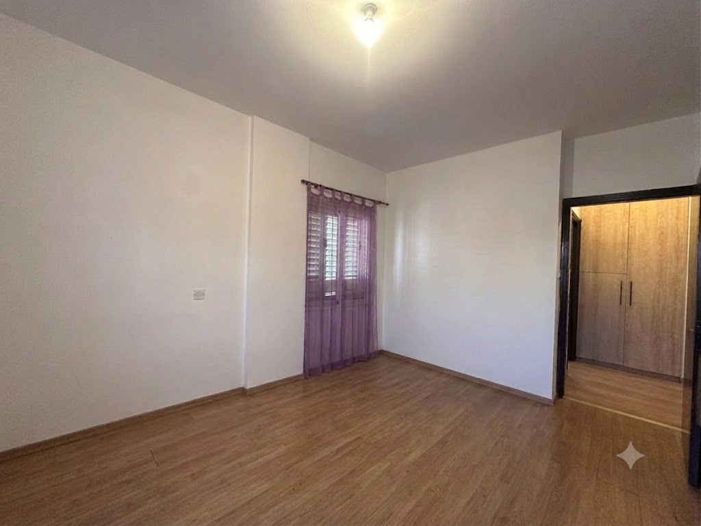 3 bedrooms Apartment in Nicosia, Cyprus No. 61441