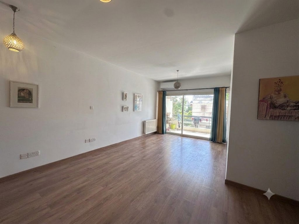 3 bedrooms Apartment in Nicosia, Cyprus No. 61441