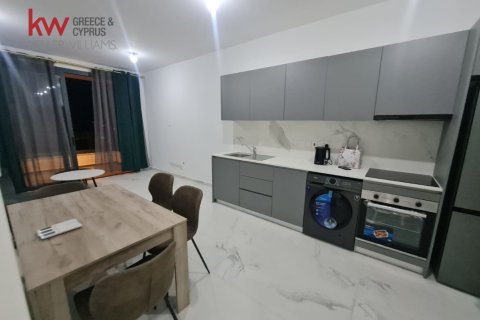 Квартира с 3 спальнями в Ларнака, Кипр № 40140