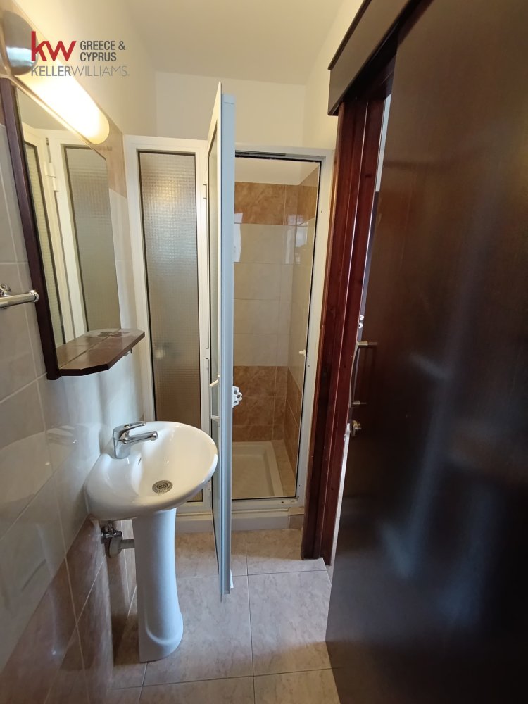 Квартира с 3 спальнями в Ливадия, Ларнака, Кипр № 40545