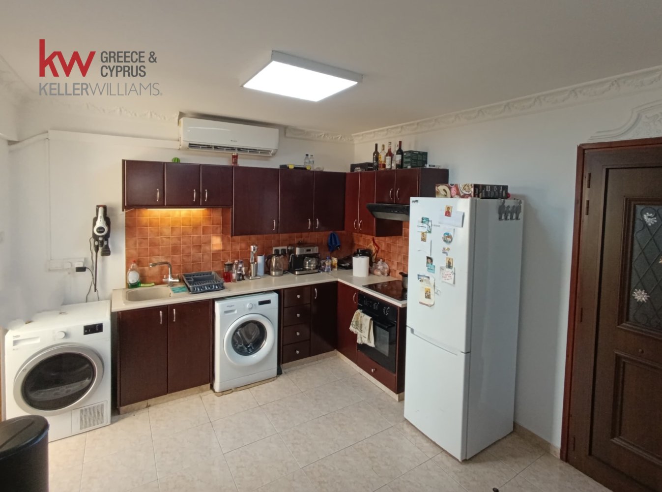Квартира с 3 спальнями в Ливадия, Ларнака, Кипр № 40545