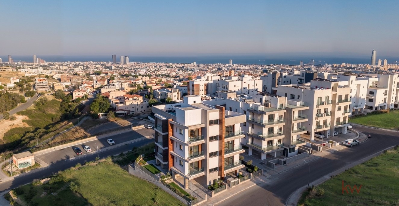 1 bedroom Apartment in Agios Athanasios, Limassol, Cyprus No. 60956