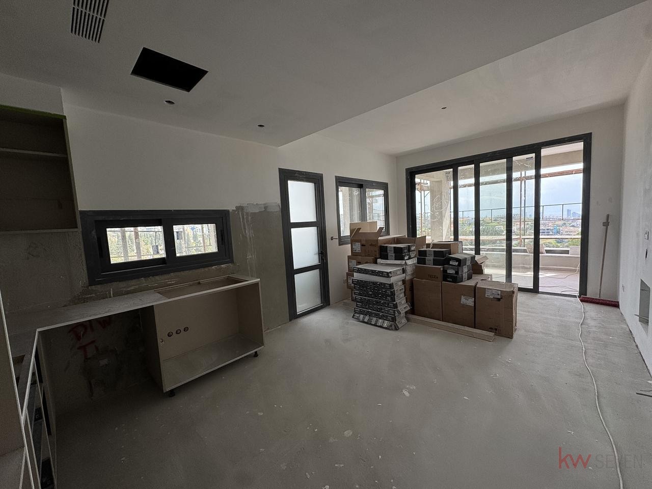 1 bedroom Apartment in Agios Athanasios, Limassol, Cyprus No. 60956