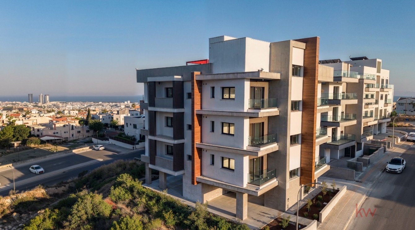 1 bedroom Apartment in Agios Athanasios, Limassol, Cyprus No. 60956