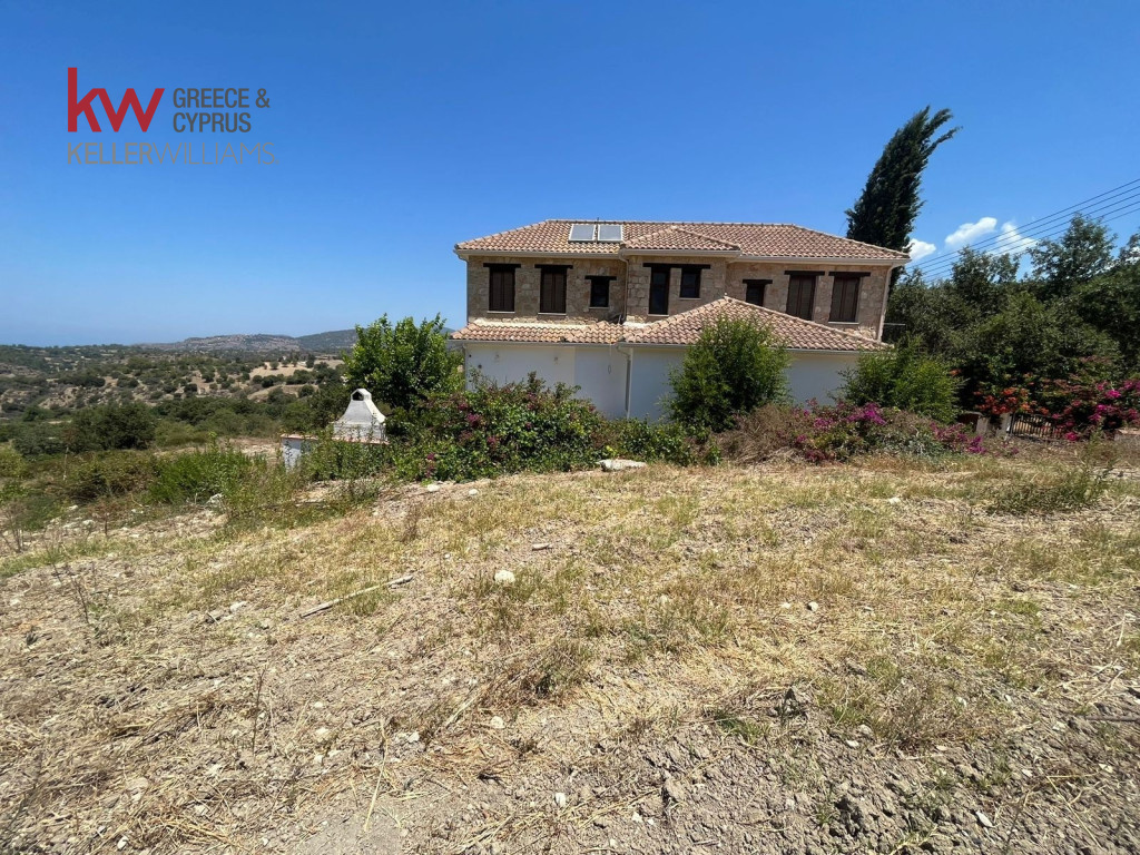 2007m2 Land in Peristerona, Paphos, Cyprus No. 61144