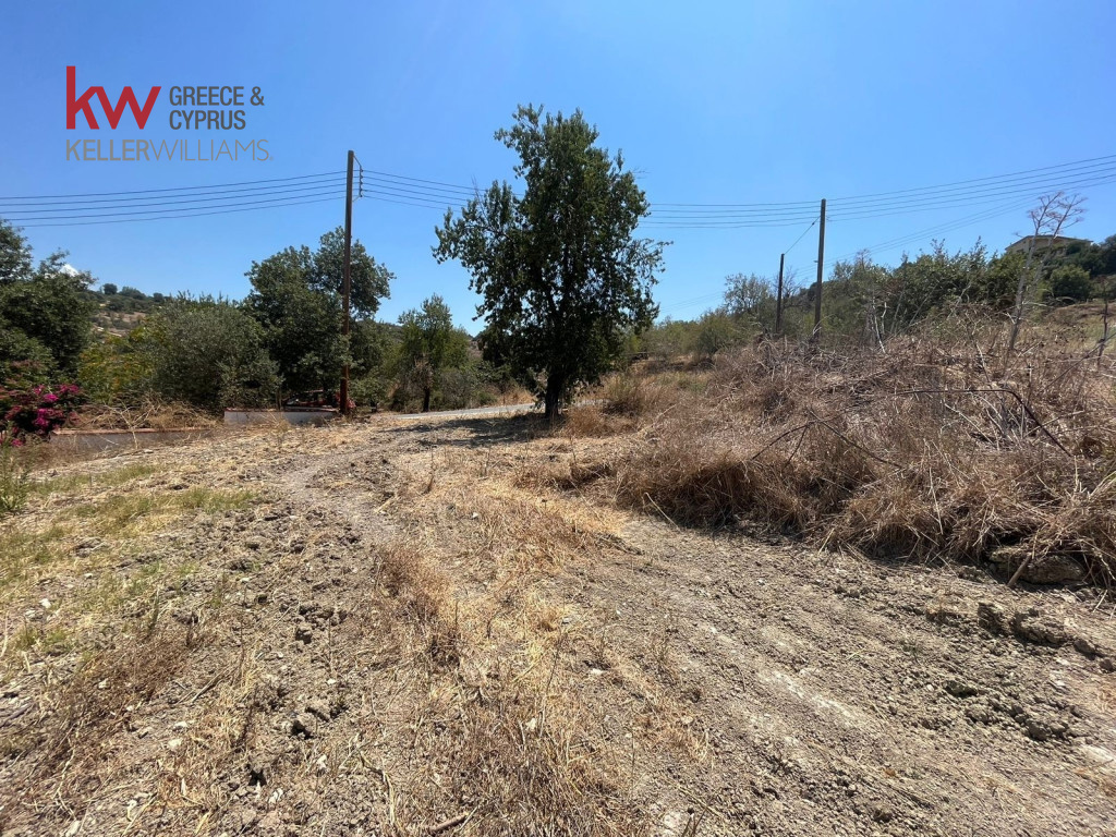 2007m2 Land in Peristerona, Paphos, Cyprus No. 61144