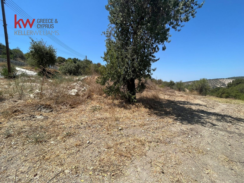 2007m2 Land in Peristerona, Paphos, Cyprus No. 61144