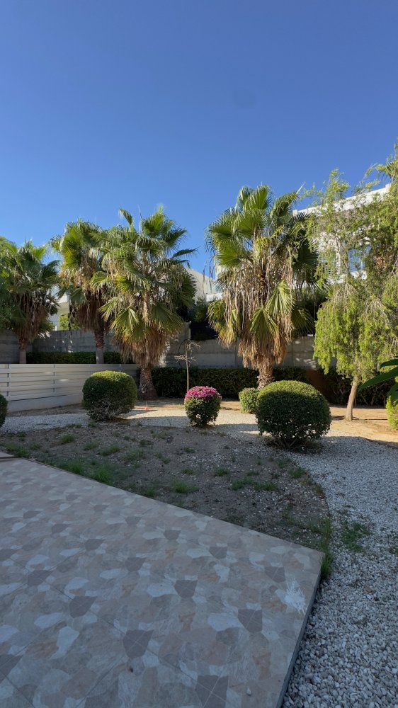 4 bedrooms Villa in Agios Athanasios, Limassol, Cyprus No. 62783