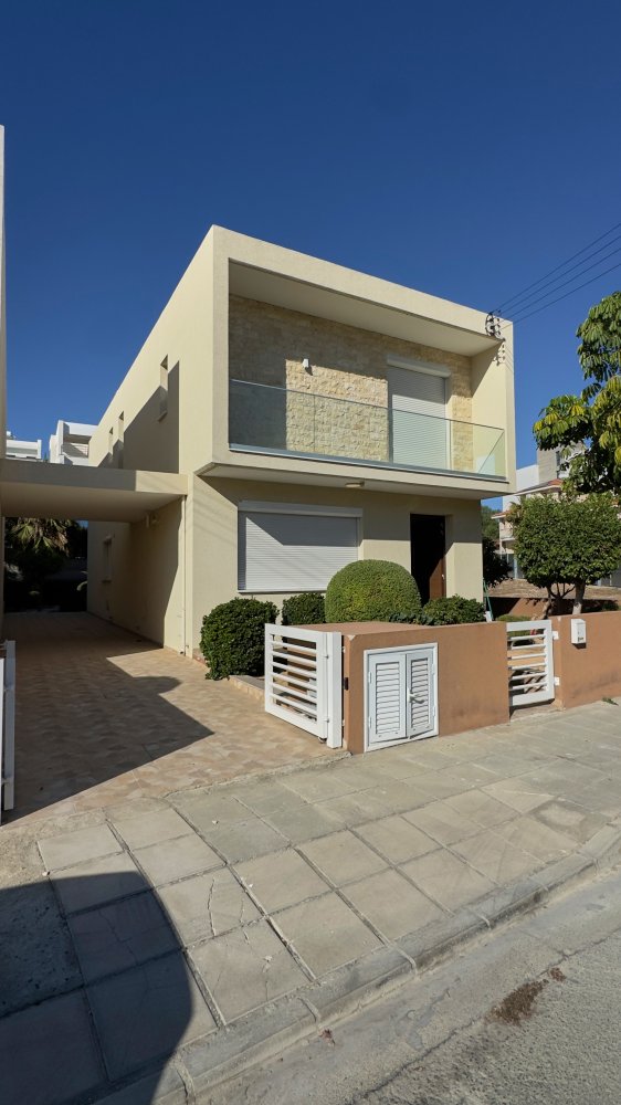 4 bedrooms Villa in Agios Athanasios, Limassol, Cyprus No. 62783