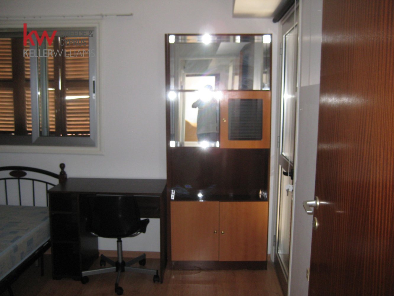 4 bedrooms Apartment in Nicosia, Cyprus No. 40062