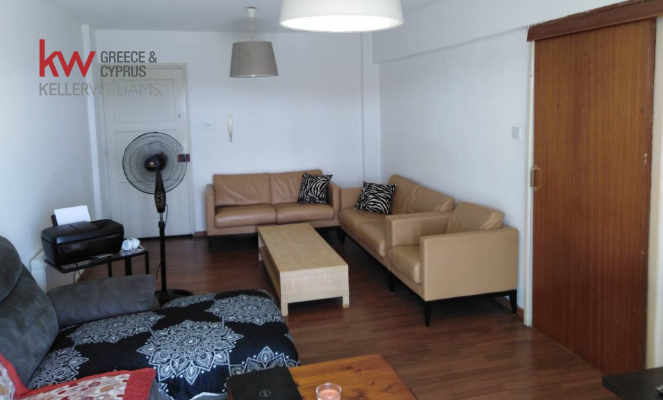 4 bedrooms Apartment in Nicosia, Cyprus No. 40062