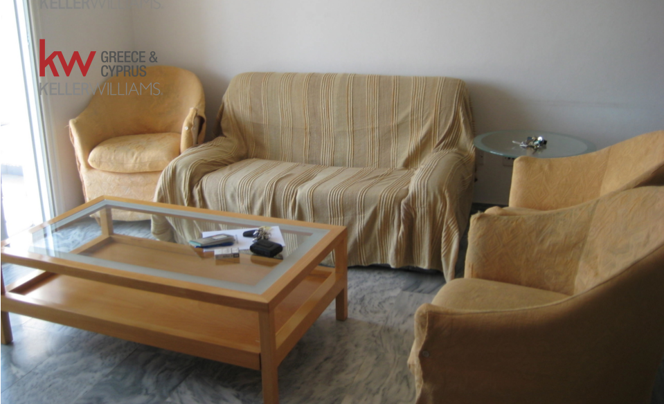 4 bedrooms Apartment in Nicosia, Cyprus No. 40062