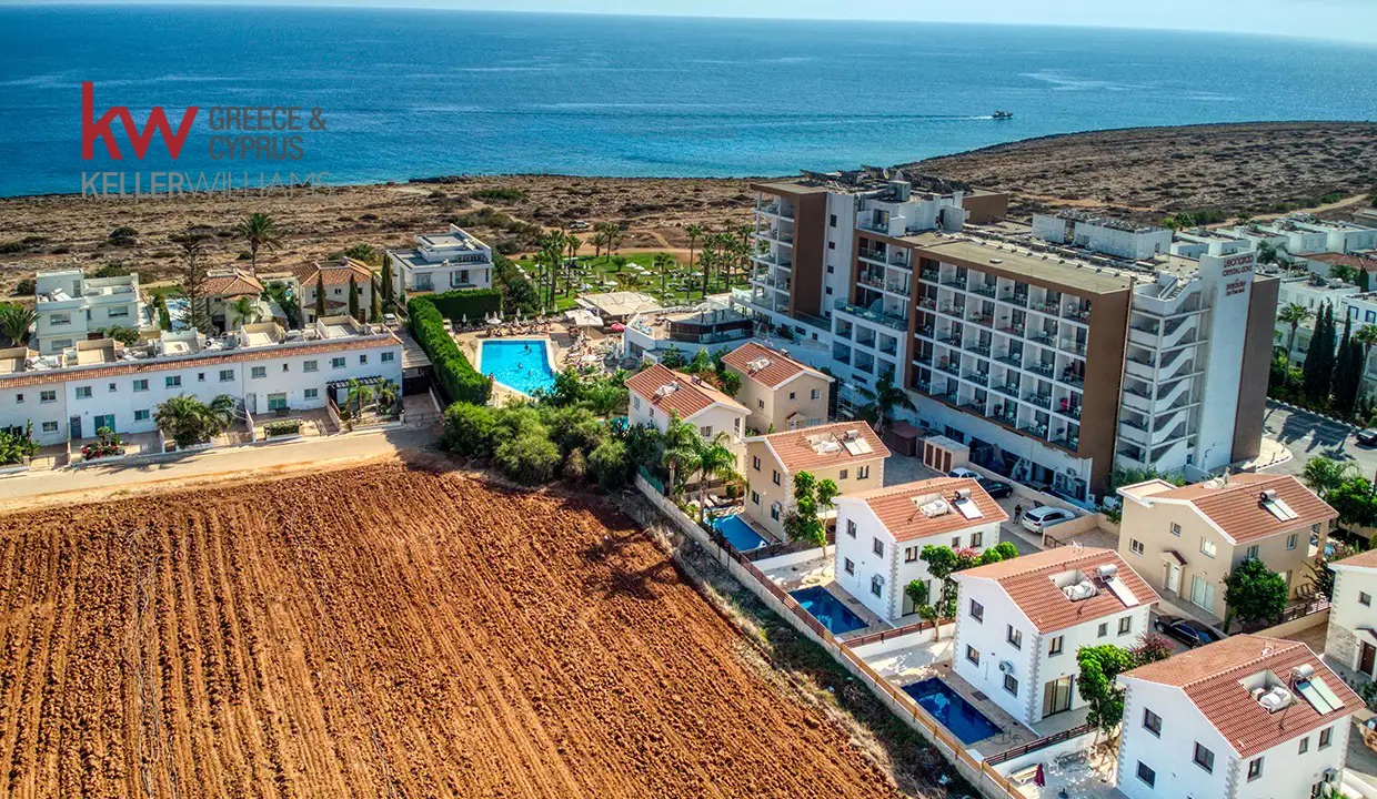 3 bedrooms Villa in Paralimni, Ammochostos, Cyprus No. 39960