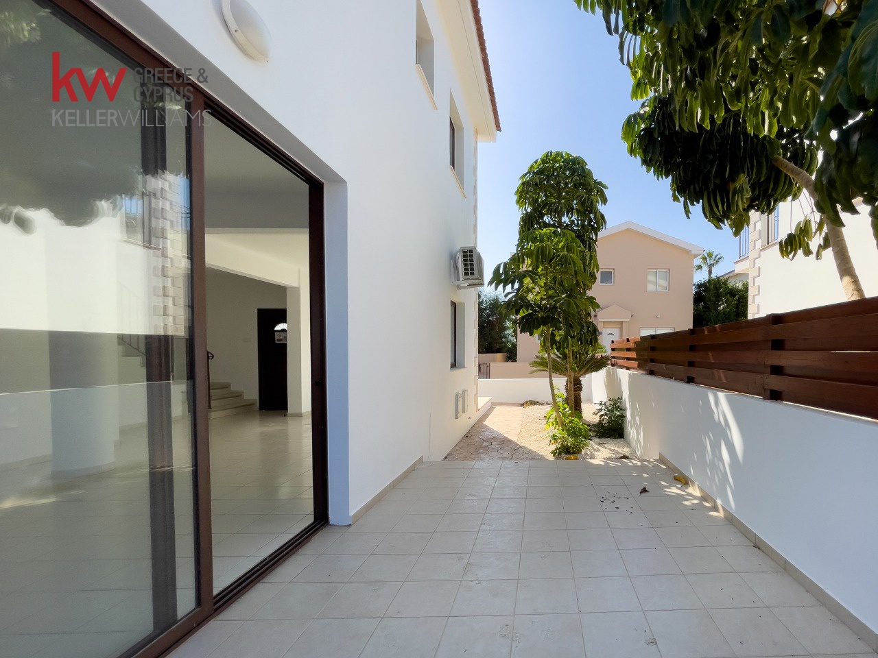 3 bedrooms Villa in Paralimni, Ammochostos, Cyprus No. 39960