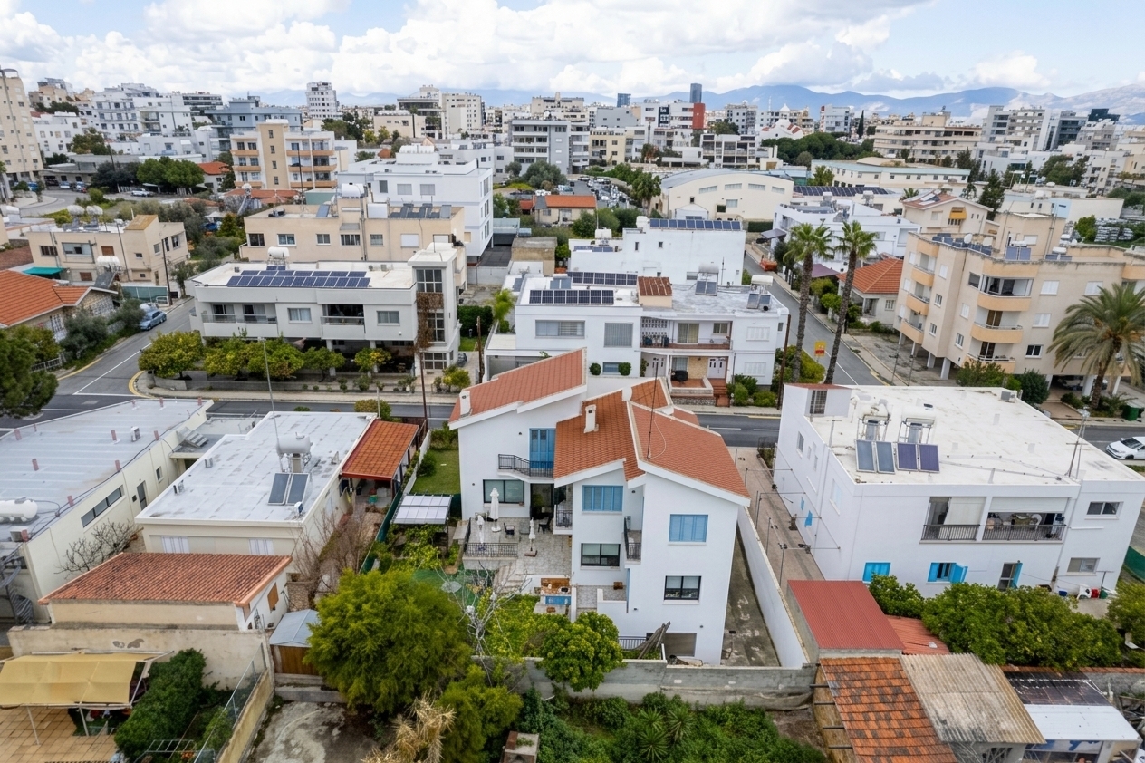 4 bedrooms Villa in Strovolos, Nicosia, Cyprus No. 62018