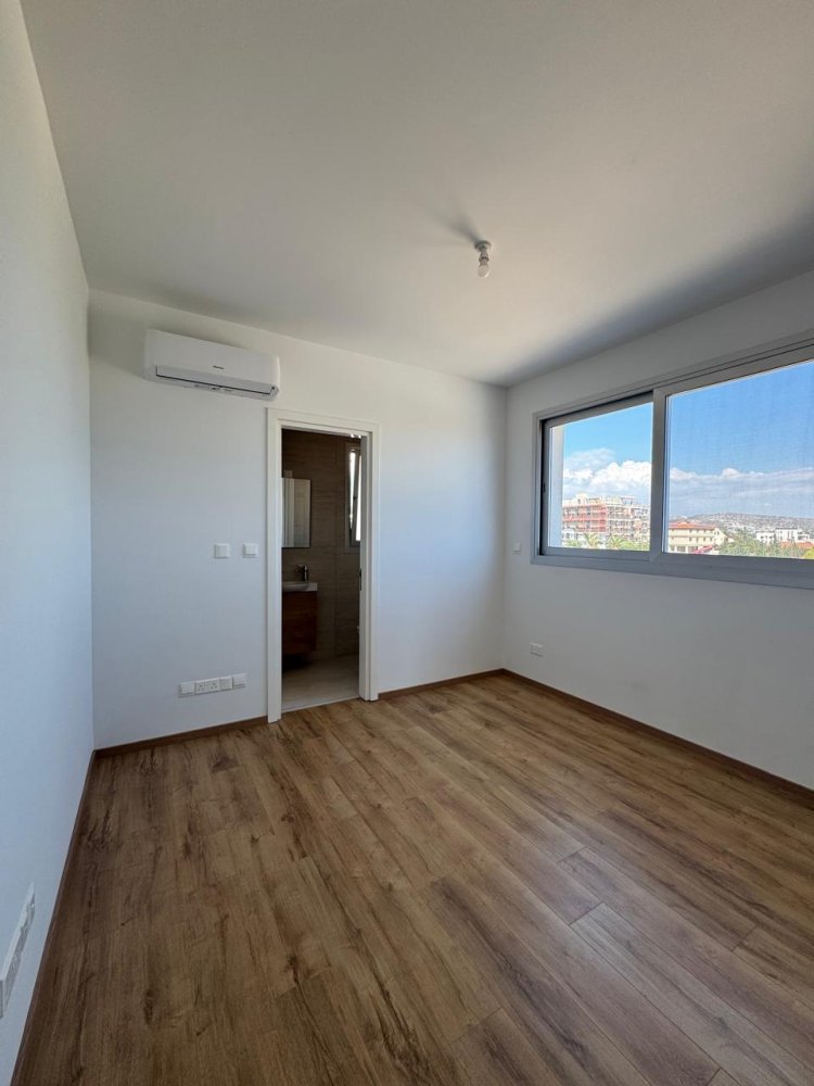 2 bedrooms Apartment in Germasogeia, Limassol, Cyprus No. 62157