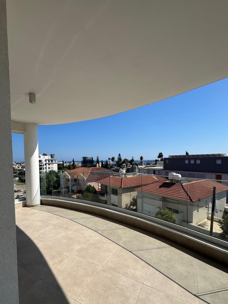 2 bedrooms Apartment in Germasogeia, Limassol, Cyprus No. 62157