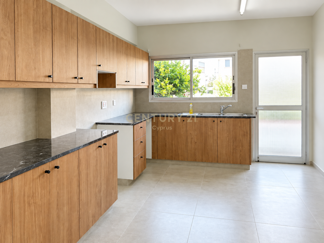 3 dormitorios Apartamento en Limassol, Chipre No. 58885