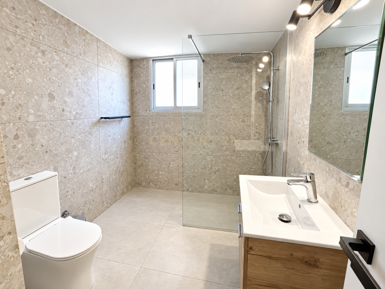 3 dormitorios Apartamento en Limassol, Chipre No. 58885