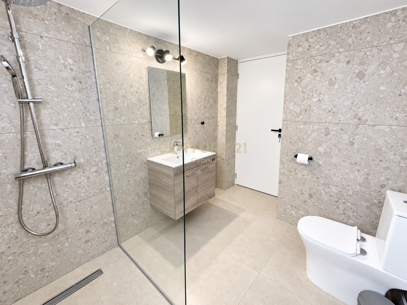 3 dormitorios Apartamento en Limassol, Chipre No. 58885