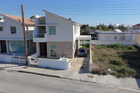 4 dormitorios Villa en Kiti, Larnaka, Chipre No. 61661