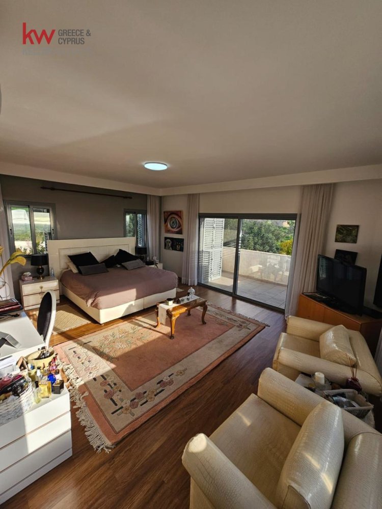 6 bedrooms Villa in Konia, Paphos, Cyprus No. 61177